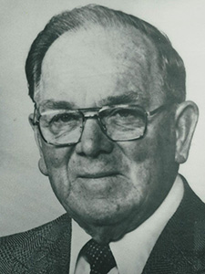 Pres Summerhays Photo
